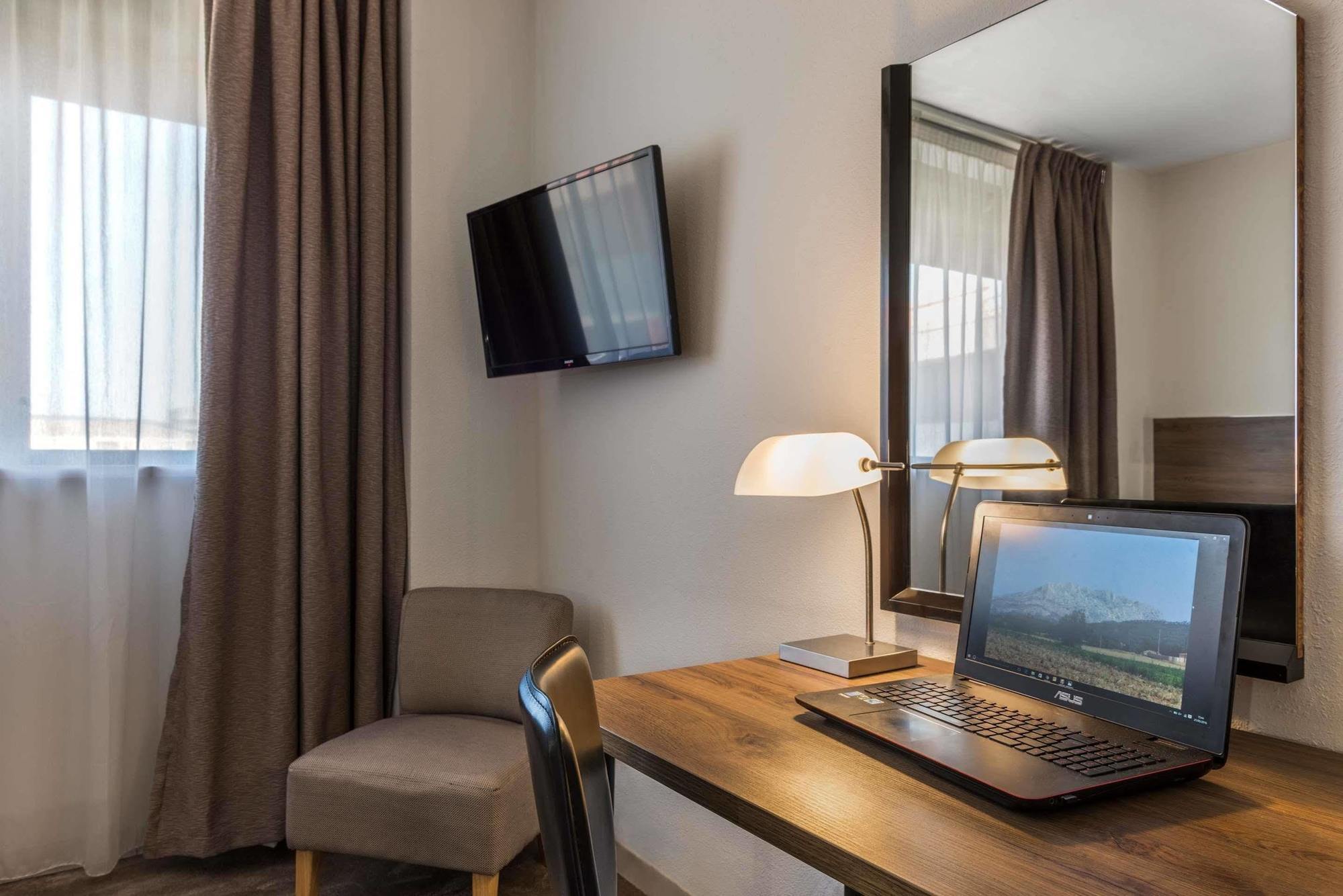 Hotel Western Le Galice 4*